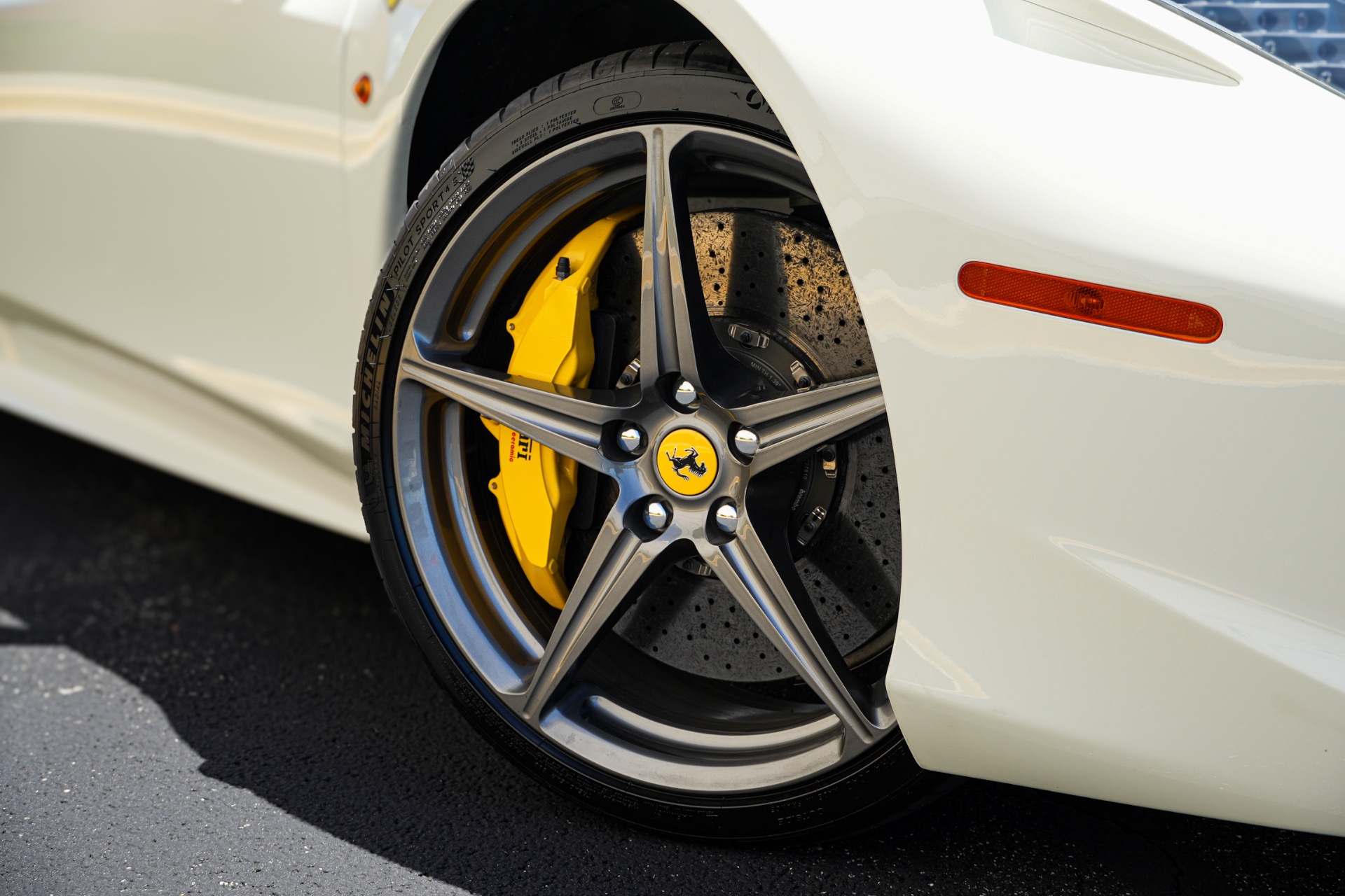 ferrari 458 spider 2013 ZFF68NHA6D0192027 image ferrari 458 spider 2013 ZFF68NHA6D0192027 image